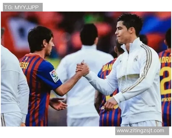 西甲豪门巴黎球风大PK，梅西再度遭遇C罗尴尬